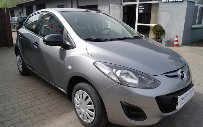 Mazda 2 cena 20900 przebieg: 104468, rok produkcji 2013 z Dobra małe 379